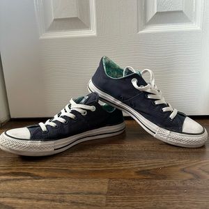 Converse low top